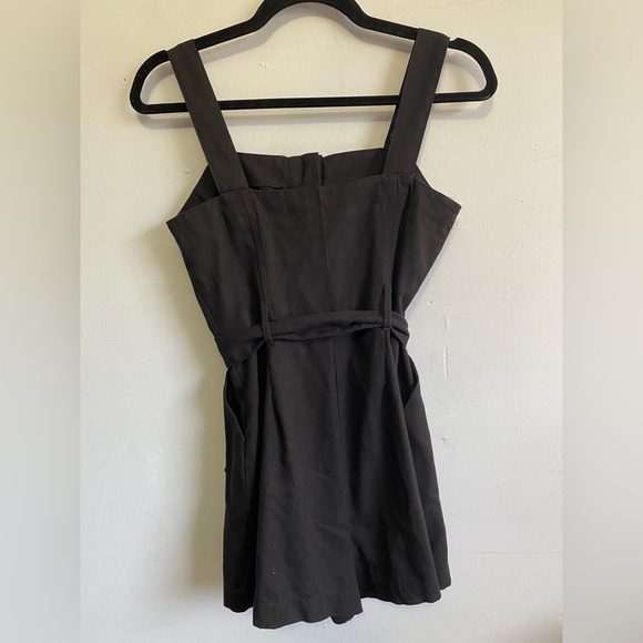 Hyfve Hyfve Hyfve Linen Cotton Blend Button Front Romper - Picture 3 of 10